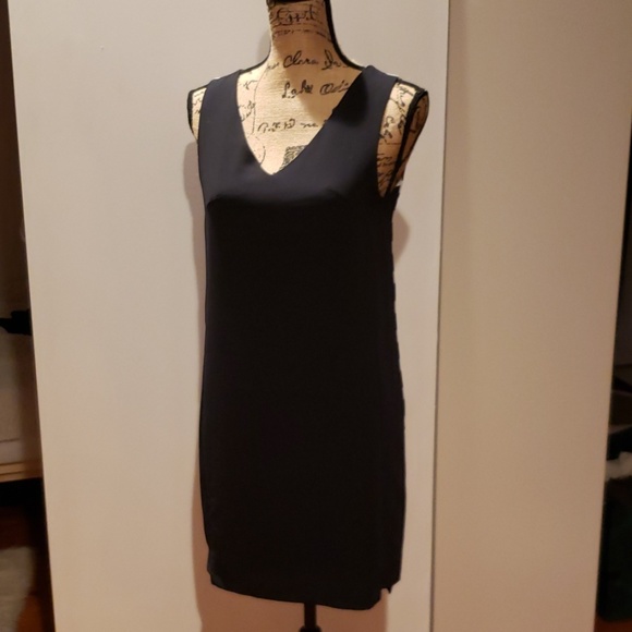 Vero Moda Dresses & Skirts - Cocktail simple dress Vero Moda Dresses & Skirts - Cocktail simple dress